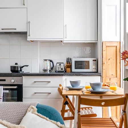 Charming 1 Bed Apartment Near Museum Londra Dış mekan fotoğraf